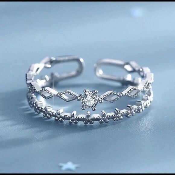 White Gold Plated Diamond Ring - Picture 4 of 5